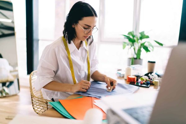 Où participer à des ateliers de fabrication de masques vénitiens à Venise?